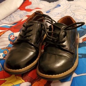 Children's Place Dress Shoes sz 9t